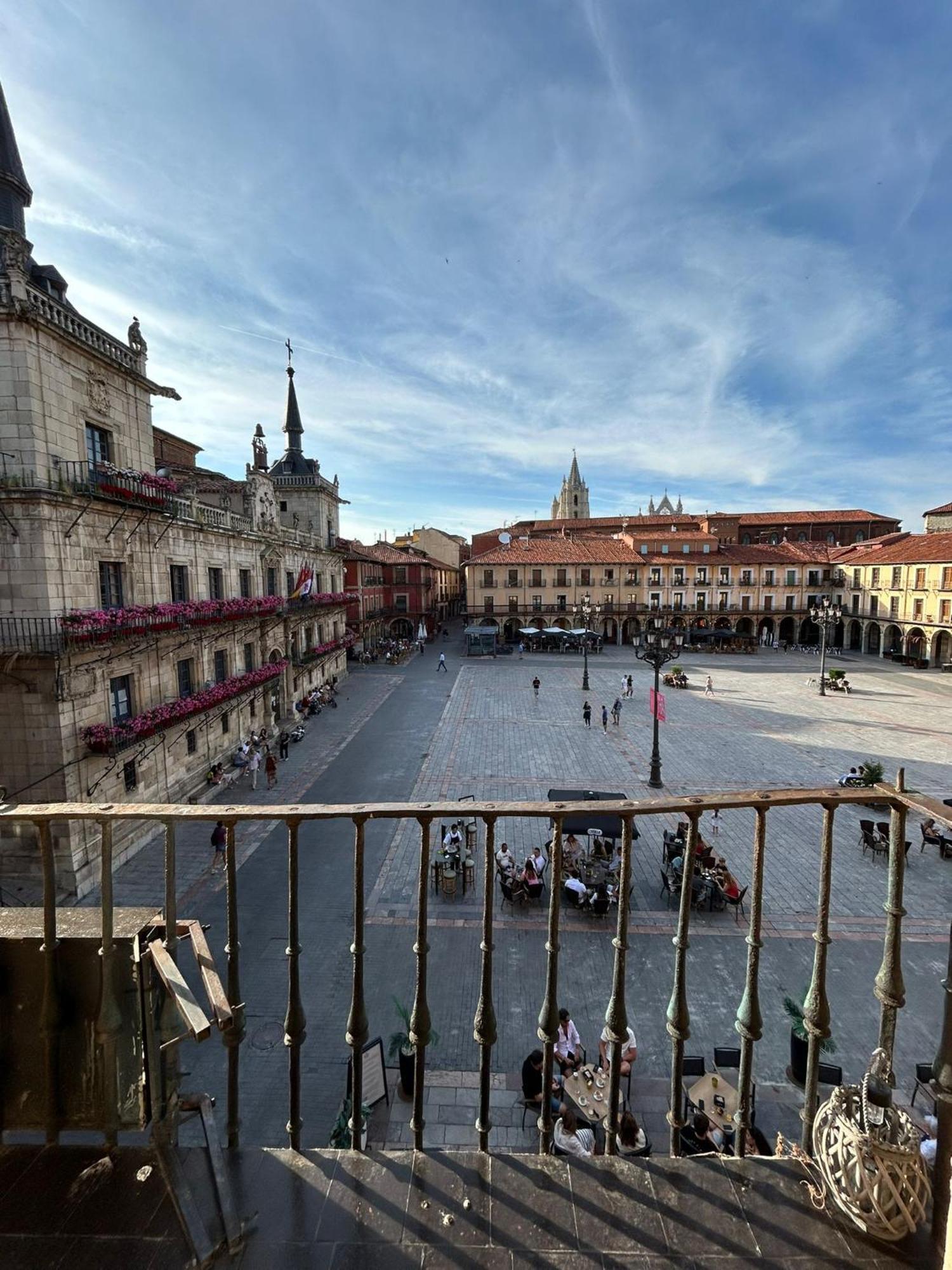 Old Town Plaza Mayor 레온 외부 사진